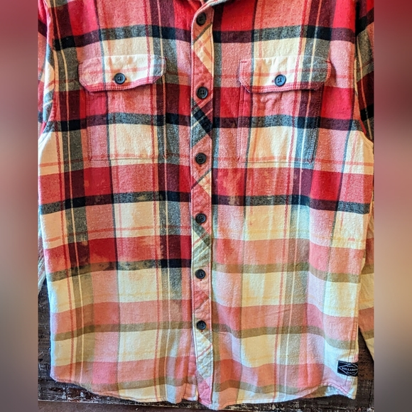 Upcycled Handcrafted Dip Dyed Bleached Flannel Shirt With Guns N Roses - Picture 11 of 13